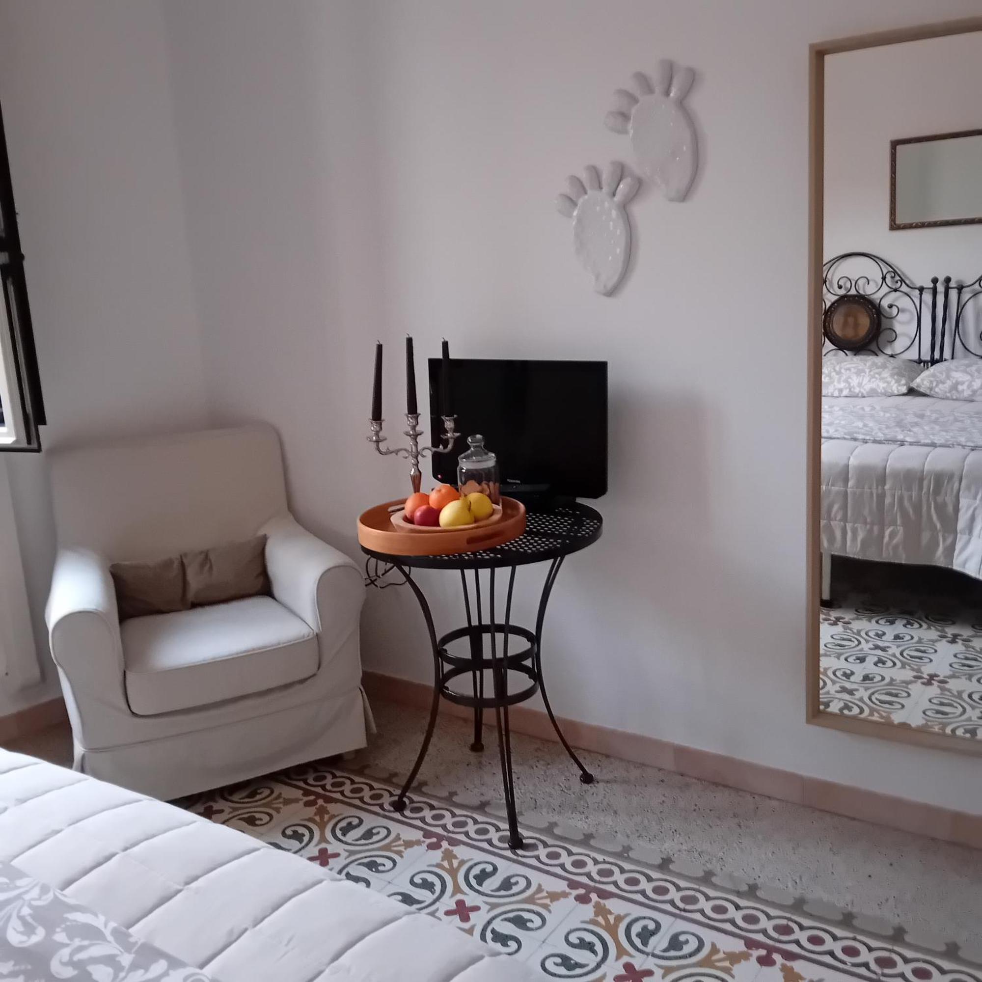 Happy Holiday Palazzolo Acreide Ngoại thất bức ảnh